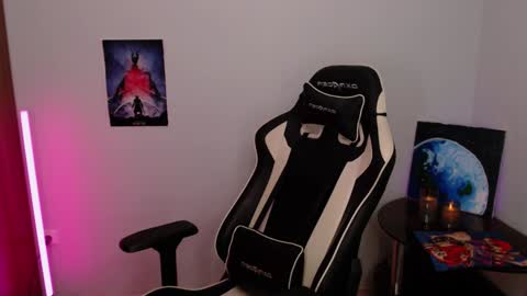 Billy online show from December 2024 02:27:01 AM