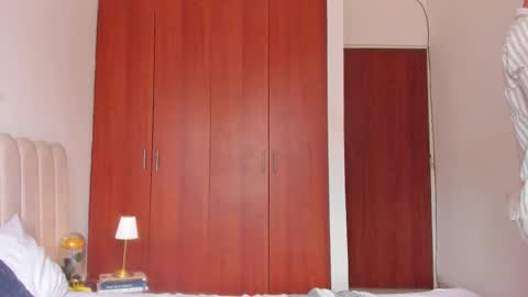 Snapshot of yourboynextdoor1 chatting on September 2025 06:22:01 PM YOURBOYNEXTDOOR online show from September 2025 06:22:01 PM