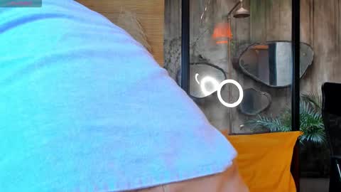 YOURBOYNEXTDOOR online show from January 2026 07:19:01 PM