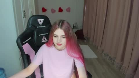 Cassie online show from April 2026 07:58:02 PM