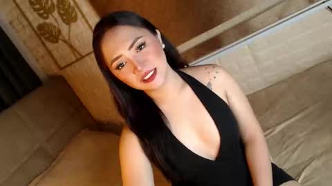 JEN  online show from November 2025 09:42:02 AM