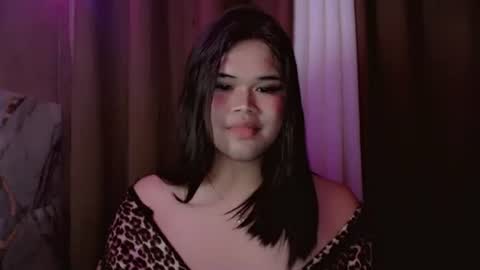 Jessica online show from April 2026 05:51:01 PM