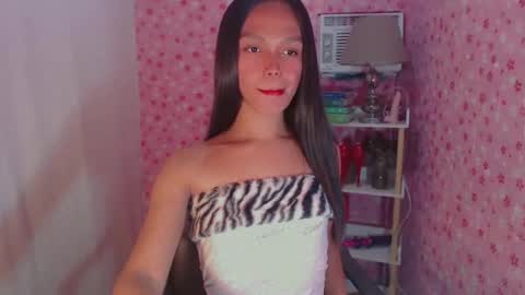 Snapshot of yourfavoratericcie chatting on November 2025 04:45:02 AM RICCIE MAE online show from November 2025 04:45:02 AM