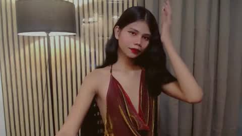 Vivian online show from November 2025 07:36:02 AM