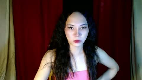 Snapshot of yourgirl_angel chatting on December 2024 05:39:02 AM ANGEL online show from December 2024 05:39:02 AM