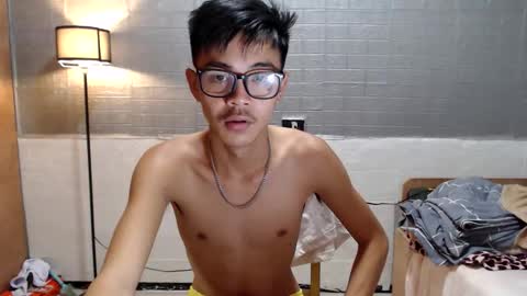 Snapshot of yourguy_josh23 chatting on March 2026 01:11:02 AM Josh online show from March 2026 01:11:02 AM