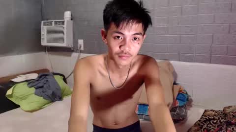Snapshot of yourguy_josh23 chatting on April 2026 01:12:01 PM Josh online show from April 2026 01:12:01 PM