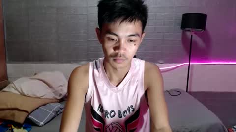 Snapshot of yourguy_josh23 chatting on May 2026 05:45:01 AM Josh online show from May 2026 05:45:01 AM