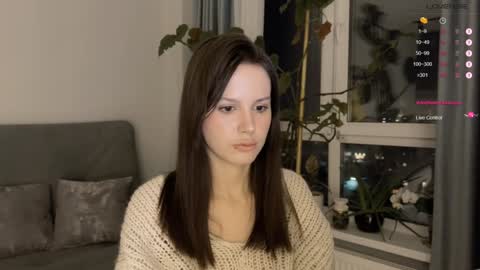 Snapshot of yourher0in chatting on December 2024 12:49:02 PM Aida online show from December 2024 12:49:02 PM