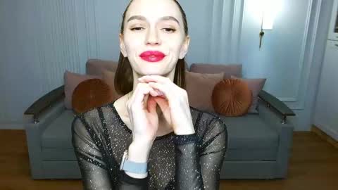 Snapshot of yourladysunshine chatting on February 2025 05:30:01 PM Ksyusha online show from February 2025 05:30:01 PM