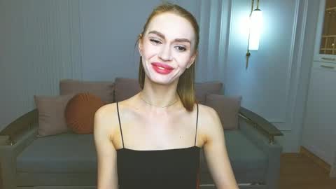 Snapshot of yourladysunshine chatting on February 2025 09:05:01 AM Ksyusha online show from February 2025 09:05:01 AM