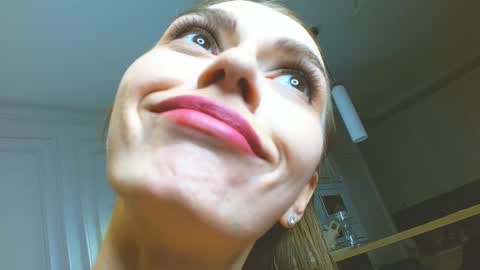 Snapshot of yourladysunshine chatting on February 2025 12:11:02 PM Ksyusha online show from February 2025 12:11:02 PM