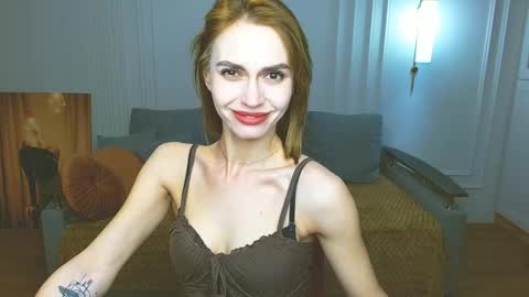 Snapshot of yourladysunshine chatting on February 2025 06:15:02 PM Ksyusha online show from February 2025 06:15:02 PM