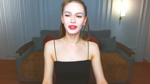 Snapshot of yourladysunshine chatting on February 2025 06:36:02 AM Ksyusha online show from February 2025 06:36:02 AM