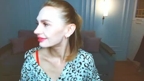 Snapshot of yourladysunshine chatting on March 2025 06:59:02 AM Ksyusha online show from March 2025 06:59:02 AM