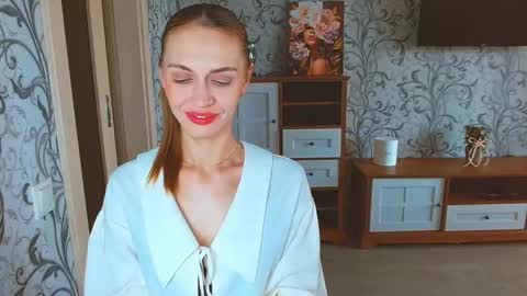 Snapshot of yourladysunshine chatting on September 2025 05:20:01 AM Ksyusha online show from September 2025 05:20:01 AM