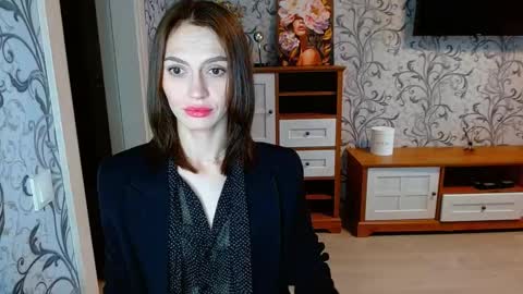 Snapshot of yourladysunshine chatting on October 2025 07:49:02 AM Ksyusha online show from October 2025 07:49:02 AM