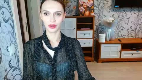 Snapshot of yourladysunshine chatting on October 2025 06:26:02 AM Ksyusha online show from October 2025 06:26:02 AM