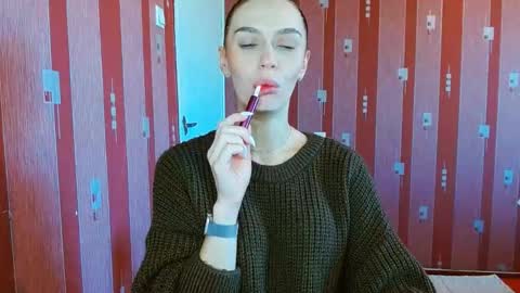 Snapshot of yourladysunshine chatting on October 2025 06:14:02 AM Ksyusha online show from October 2025 06:14:02 AM