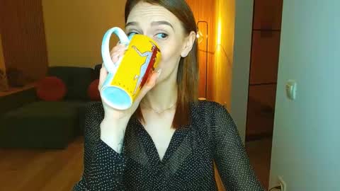 Snapshot of yourladysunshine chatting on November 2025 08:33:02 AM Ksyusha online show from November 2025 08:33:02 AM