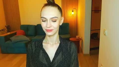 Snapshot of yourladysunshine chatting on November 2025 08:24:01 AM Ksyusha online show from November 2025 08:24:01 AM