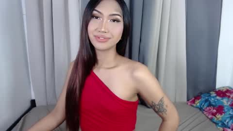 yourlovebella88 online show from November 2025 05:06:01 PM