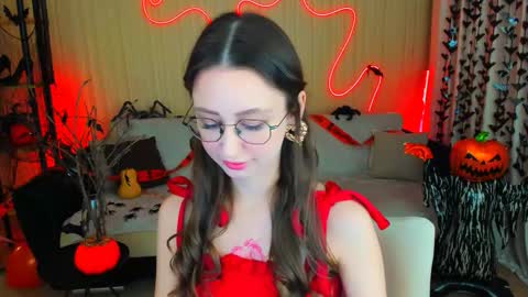 Snapshot of yourlovelystoryy chatting on October 2025 11:25:01 AM Vetta online show from October 2025 11:25:01 AM