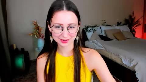 Snapshot of yourlovelystoryy chatting on December 2025 11:26:02 AM Vetta online show from December 2025 11:26:02 AM