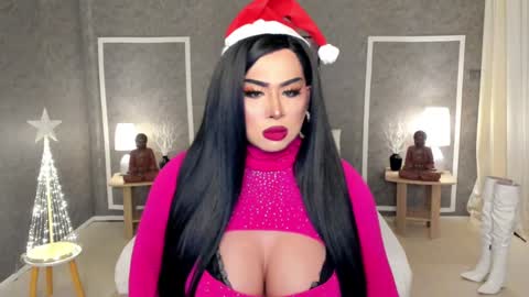 Carla online show from December 2024 05:00:02 PM