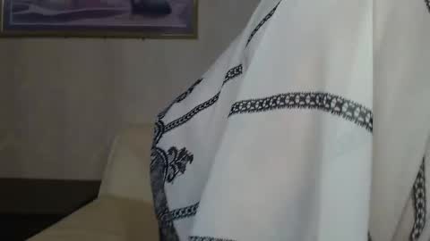 Snapshot of yourmilf4love chatting on September 2025 08:12:02 PM lANA online show from September 2025 08:12:02 PM