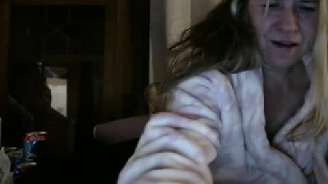 yourmomma999 online show from January 2025 11:24:01 AM