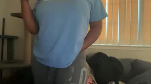 yourmommysol online show from October 2025 11:45:02 PM