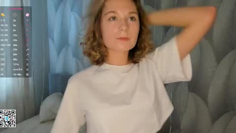 Snapshot of yourmuseee chatting on February 2026 11:32:02 AM Sonya online show from February 2026 11:32:02 AM