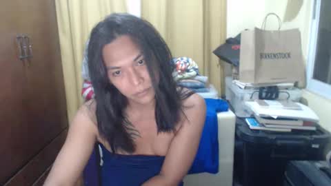 Snapshot of yourpinoy chatting on April 2026 01:03:02 PM Iring online show from April 2026 01:03:02 PM