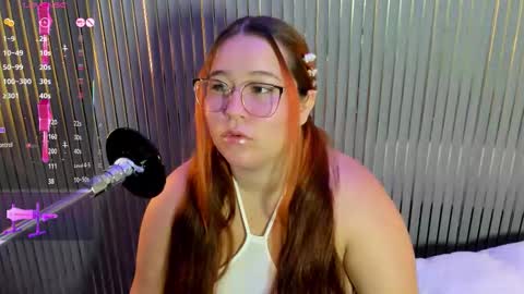 Snapshot of yourpretty_chloe chatting on January 2026 12:08:02 PM CHLOE online show from January 2026 12:08:02 PM