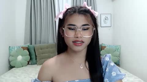 yourprettyblythe_ts online show from January 2026 07:46:01 AM
