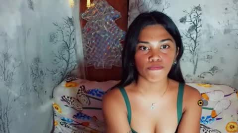 yourqueen_19 online show from May 2026 08:53:02 AM