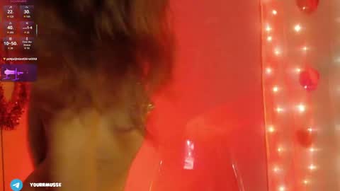 Snapshot of yourrmuse_ chatting on May 2026 06:22:02 AM Isabella but you can call me Isa .-. online show from May 2026 06:22:02 AM