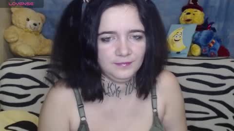 Snapshot of yours_good_mood chatting on December 2024 04:17:02 AM Im - DANI .insta - hardblade1 online show from December 2024 04:17:02 AM