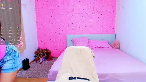 Snapshot of yours_lisa chatting on September 2025 04:54:01 PM online show from September 2025 04:54:01 PM