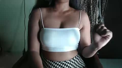 Snapshot of yoursassy_girl chatting on September 2025 06:55:01 PM yoursassy_girl online show from September 2025 06:55:01 PM