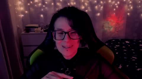 Snapshot of yourscosmic chatting on January 2025 10:40:02 PM Yours Cosmic online show from January 2025 10:40:02 PM