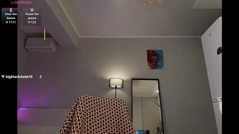 Luminous Luna online show from February 2026 01:18:01 PM