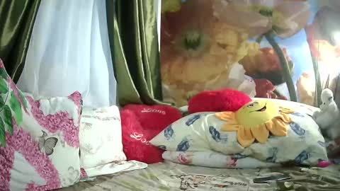 Snapshot of yoursexkroshka chatting on February 2026 02:21:01 PM kroshka online show from February 2026 02:21:01 PM