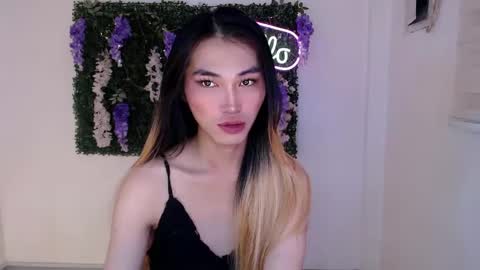 Snapshot of yoursexservice chatting on February 2025 11:44:01 PM    online show from February 2025 11:44:01 PM