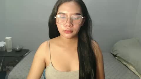 yoursexy_reb online show from January 2026 02:05:01 AM