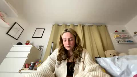 Snapshot of yoursofiablack chatting on October 2025 03:45:01 PM yoursofiablack online show from October 2025 03:45:01 PM