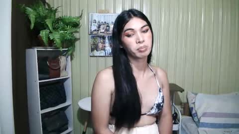 Snapshot of yoursubmissive_larah chatting on May 2026 02:45:01 PM yoursubmissive_larah online show from May 2026 02:45:01 PM