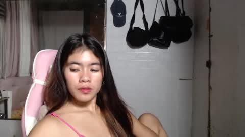 Snapshot of yoursweet_asian20 chatting on December 2024 09:32:02 AM Maddie online show from December 2024 09:32:02 AM