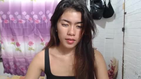 Snapshot of yoursweet_asian20 chatting on January 2025 02:48:01 AM Maddie online show from January 2025 02:48:01 AM